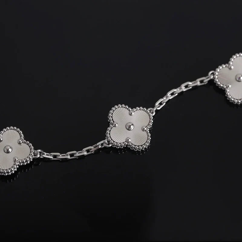 PURELY YOURS - CLOVER | SILVER BRACELET