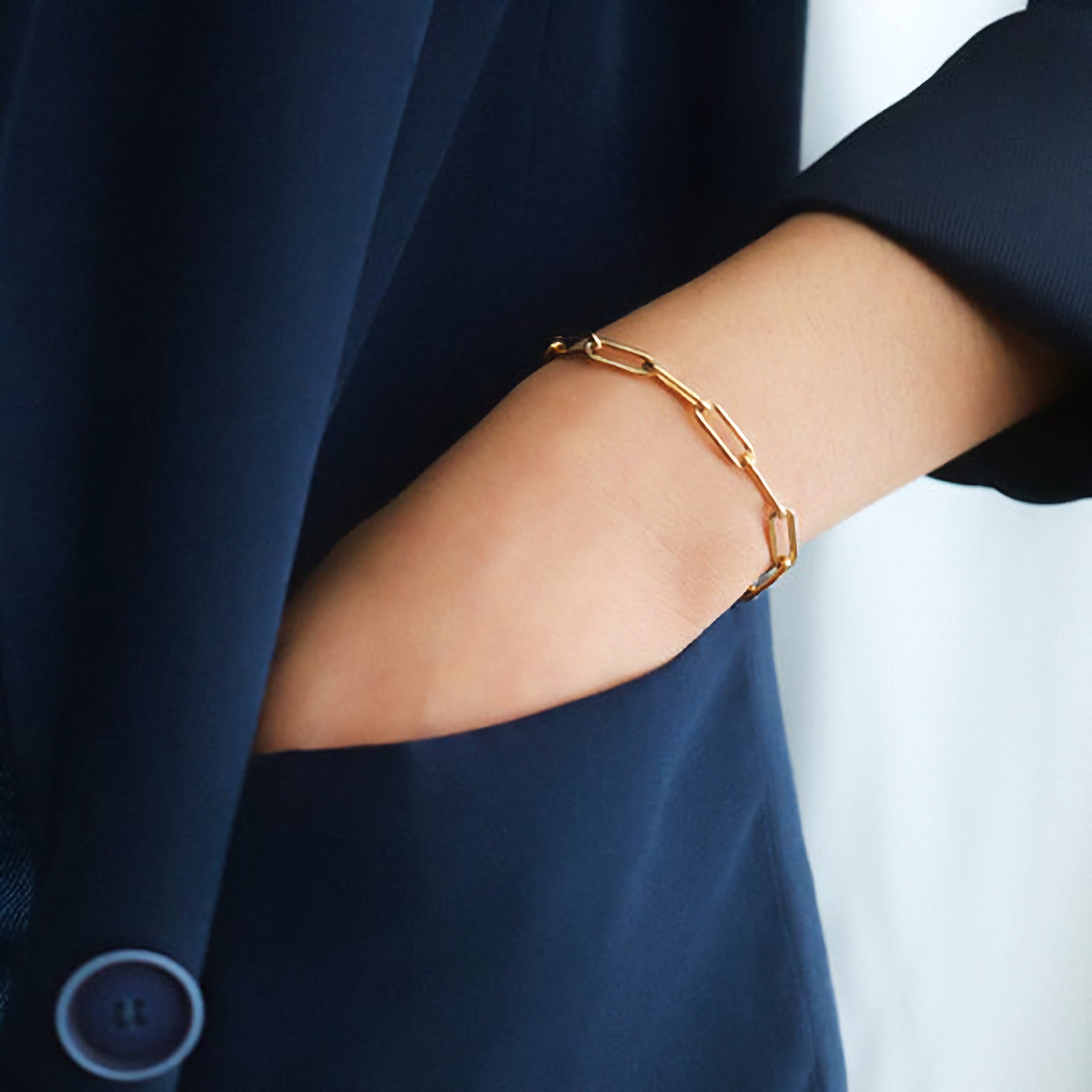 PURELY YOURS - ELOISE PAPERCLIP BRACELET GOLD