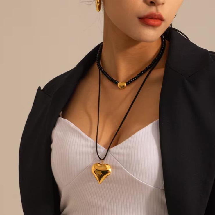 PURELY YOURS - LAVINE HEART NECKLACE