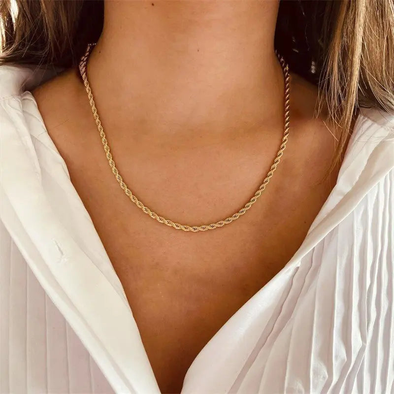 PURELY YOURS - CALLE ROPE CHAIN GOLD NECKLACE