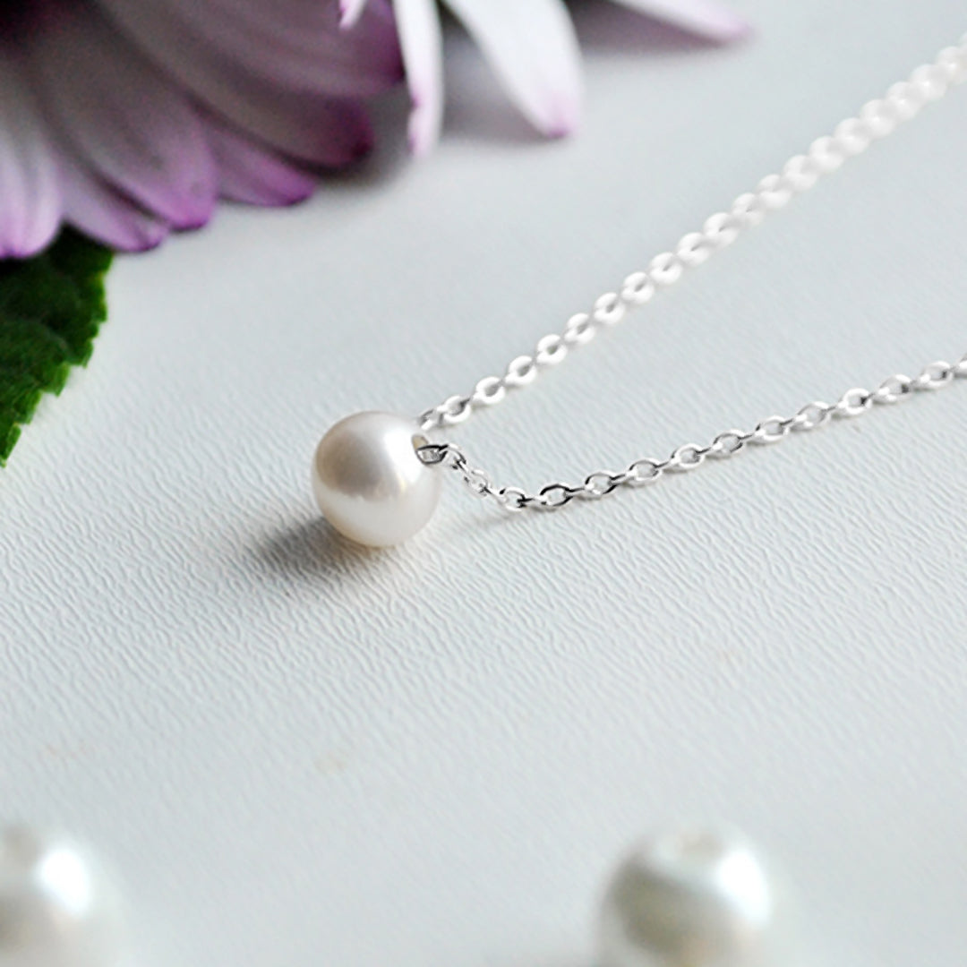 PURELY YOURS - ISLA GOLD PEARL NECKLACE