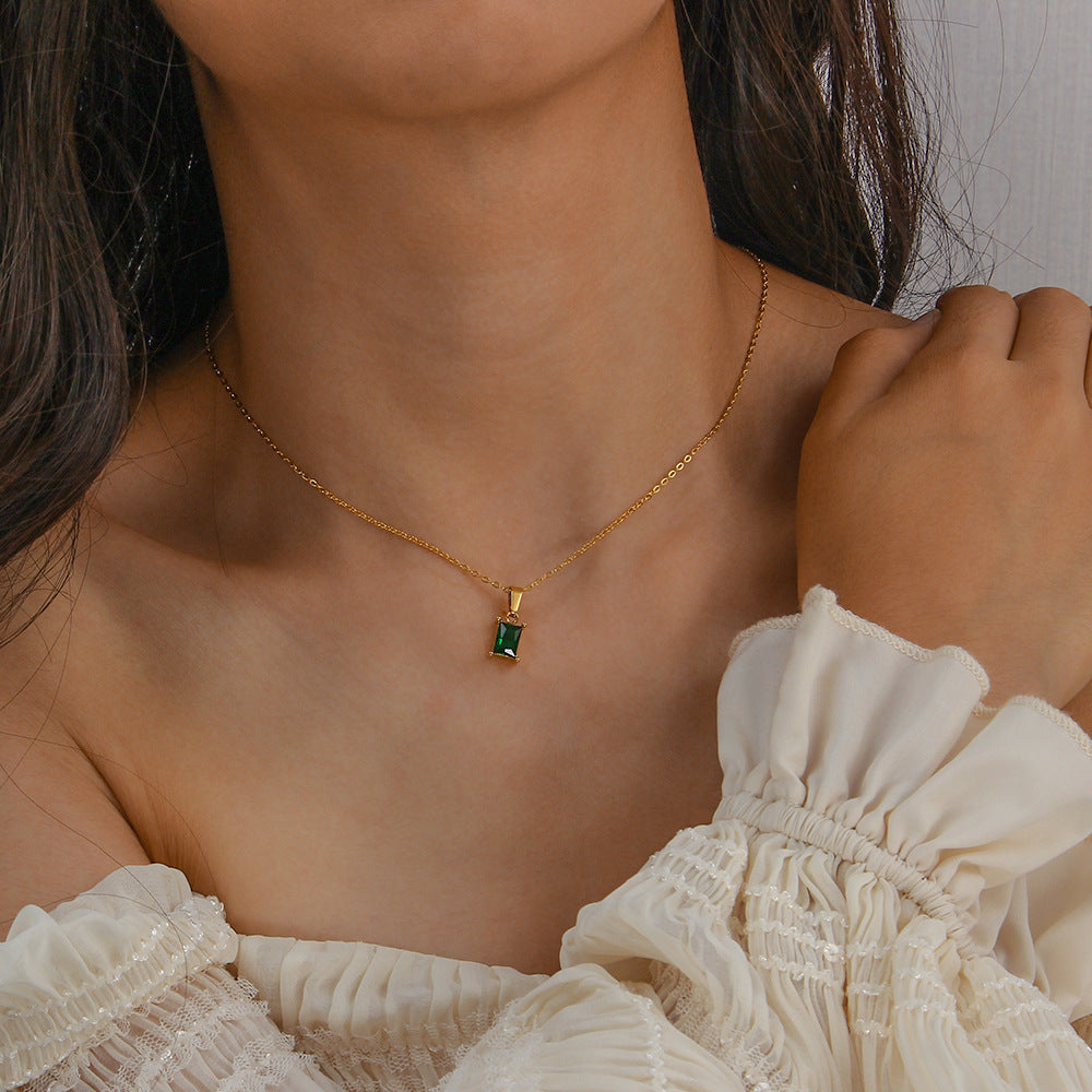 PURELY YOURS - EMI GREEN NECKLACE