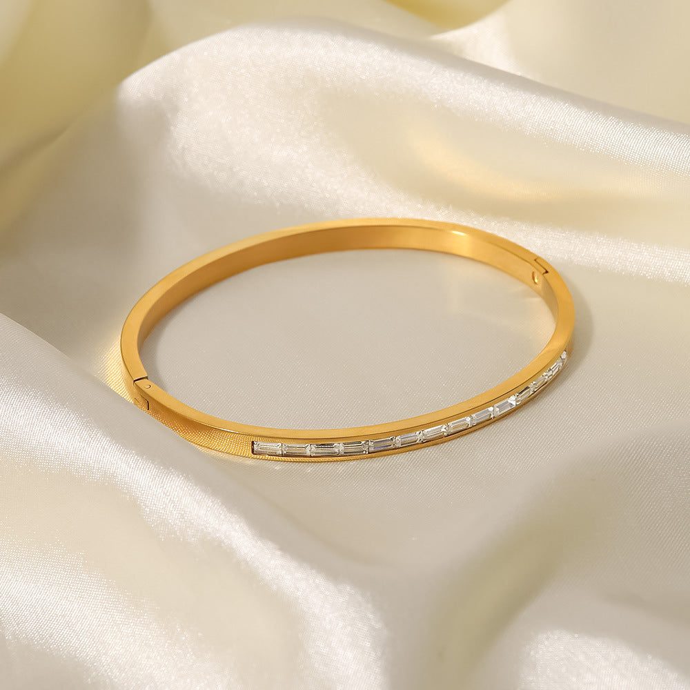 PURELY YOURS - GRACE DIAMOND BANGLE GOLD