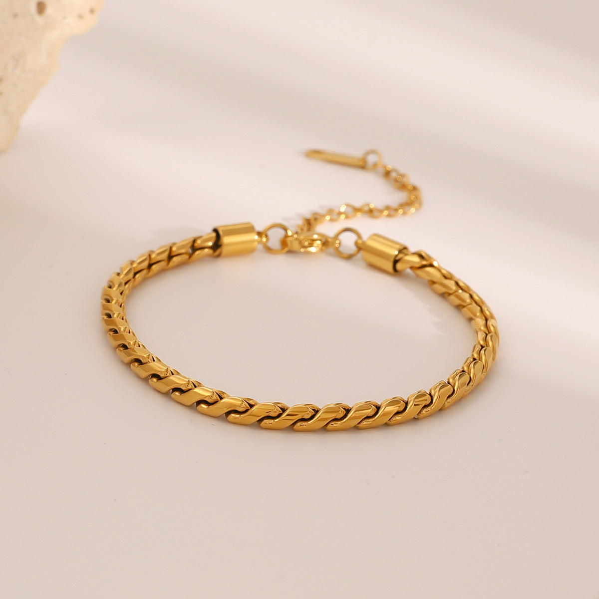 PURELY YOURS - MIRABELLA BRACELET GOLD