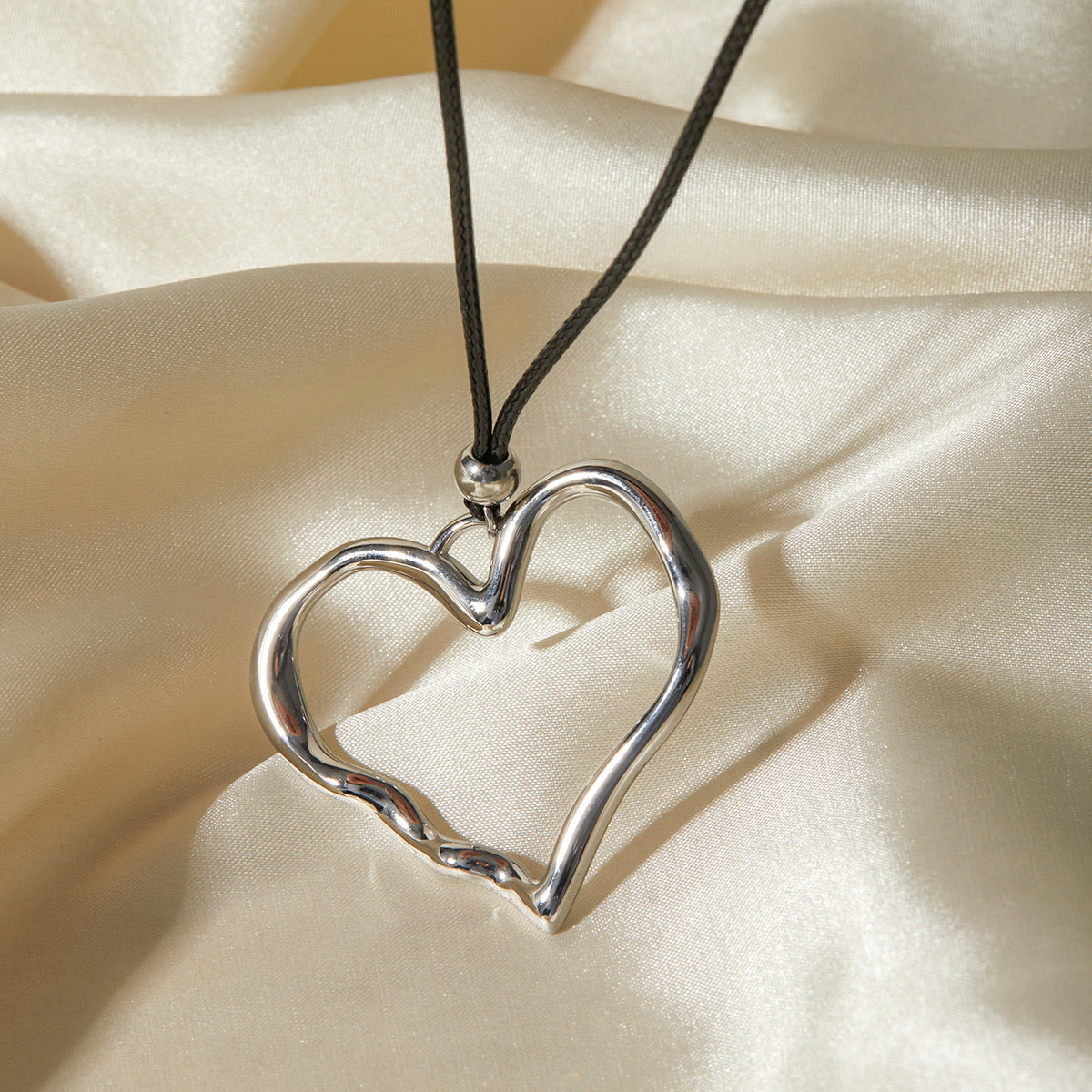 PURELY YOURS - FRANCINE HEART PENDANT