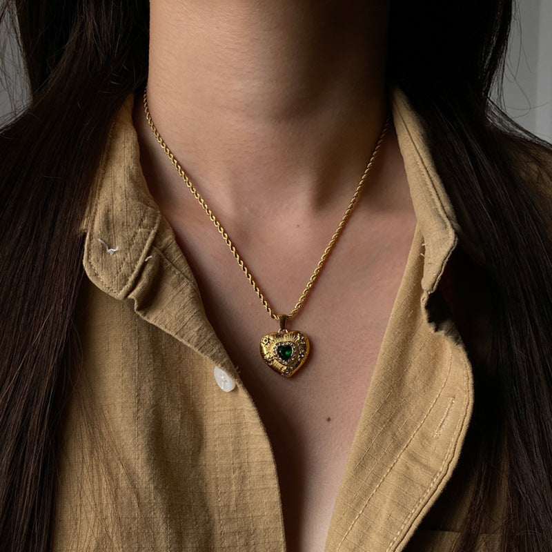 PURELY YOURS - CAELUS GOLD HEART NECKLACE