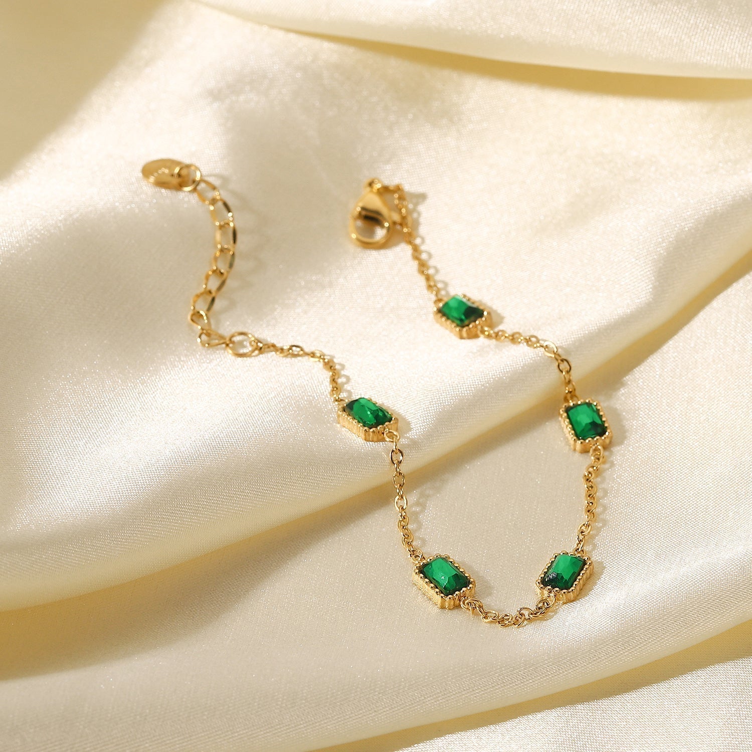 PURELY YOURS - ERIN BRACELET GREEN