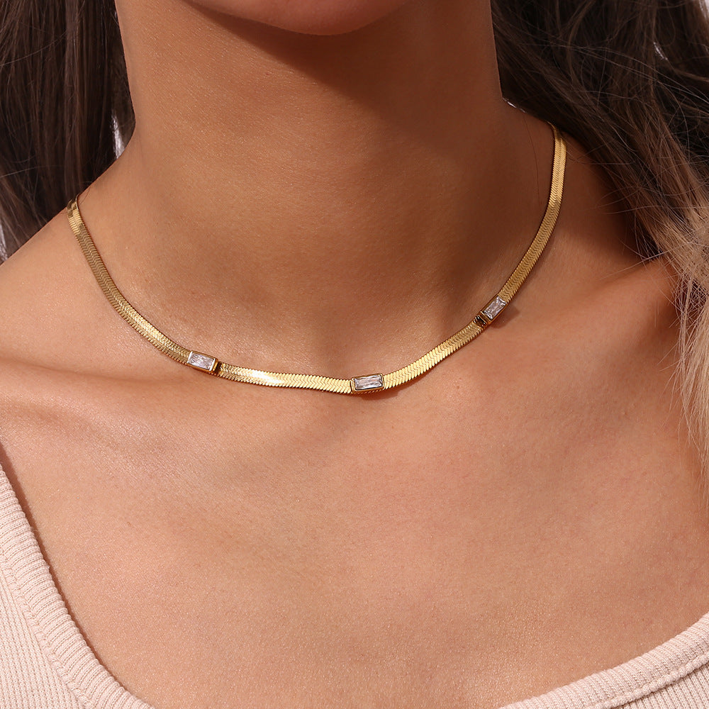 PURELY YOURS - EVE HERRINGBONE GOLD NECKLACE