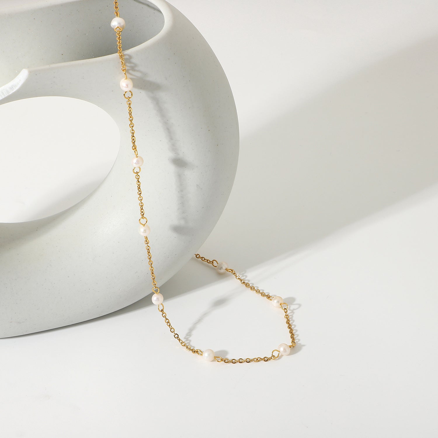 PURELY YOURS - NORA GOLD PEARL NECKLACE