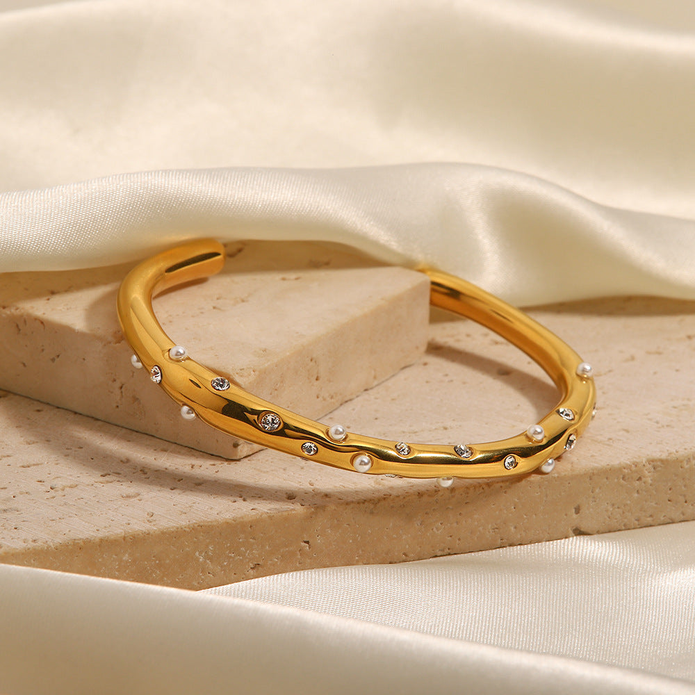 PURELY YOURS - CORISANDE GOLD BANGLE