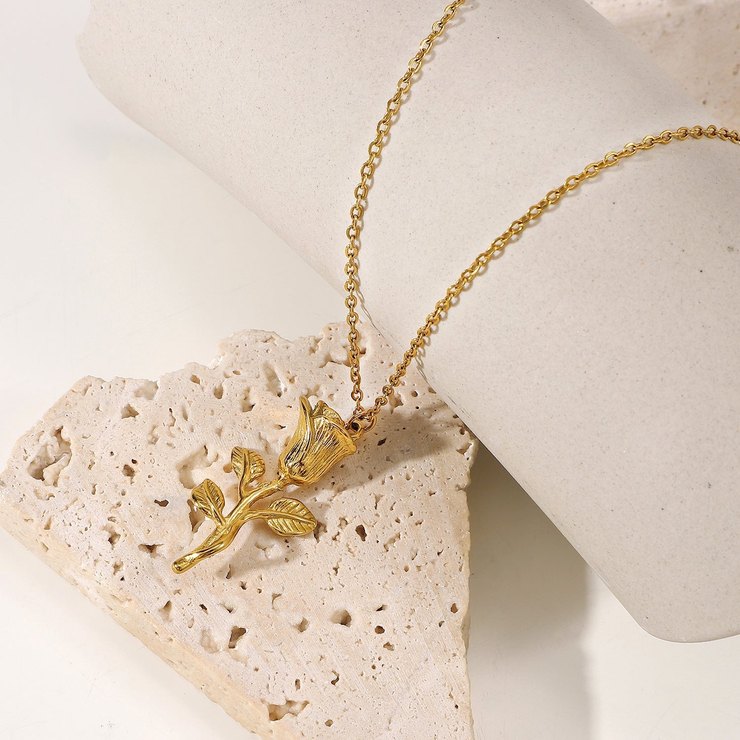 PURELY YOURS - CELIA GOLD NECKLACE