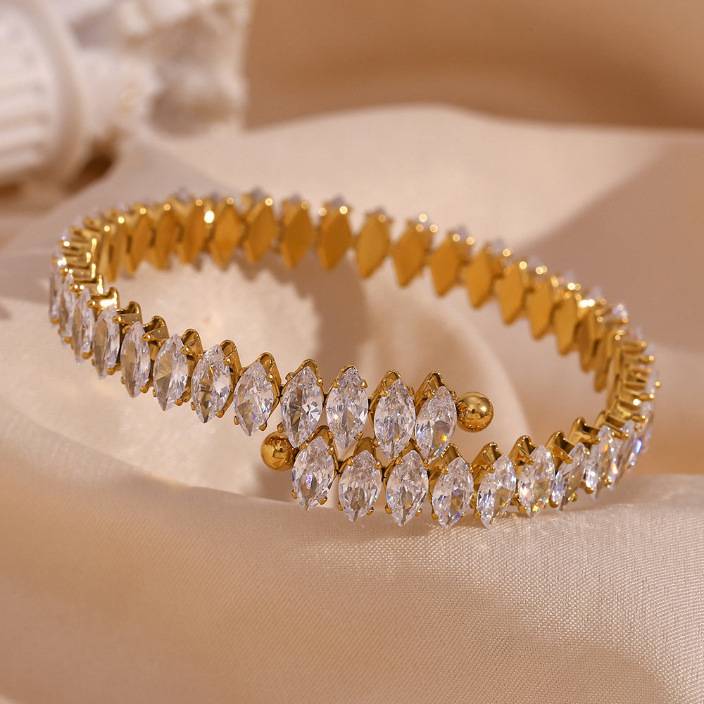 PURELY YOURS - GENEVIEVE DIAMOND BRACELET