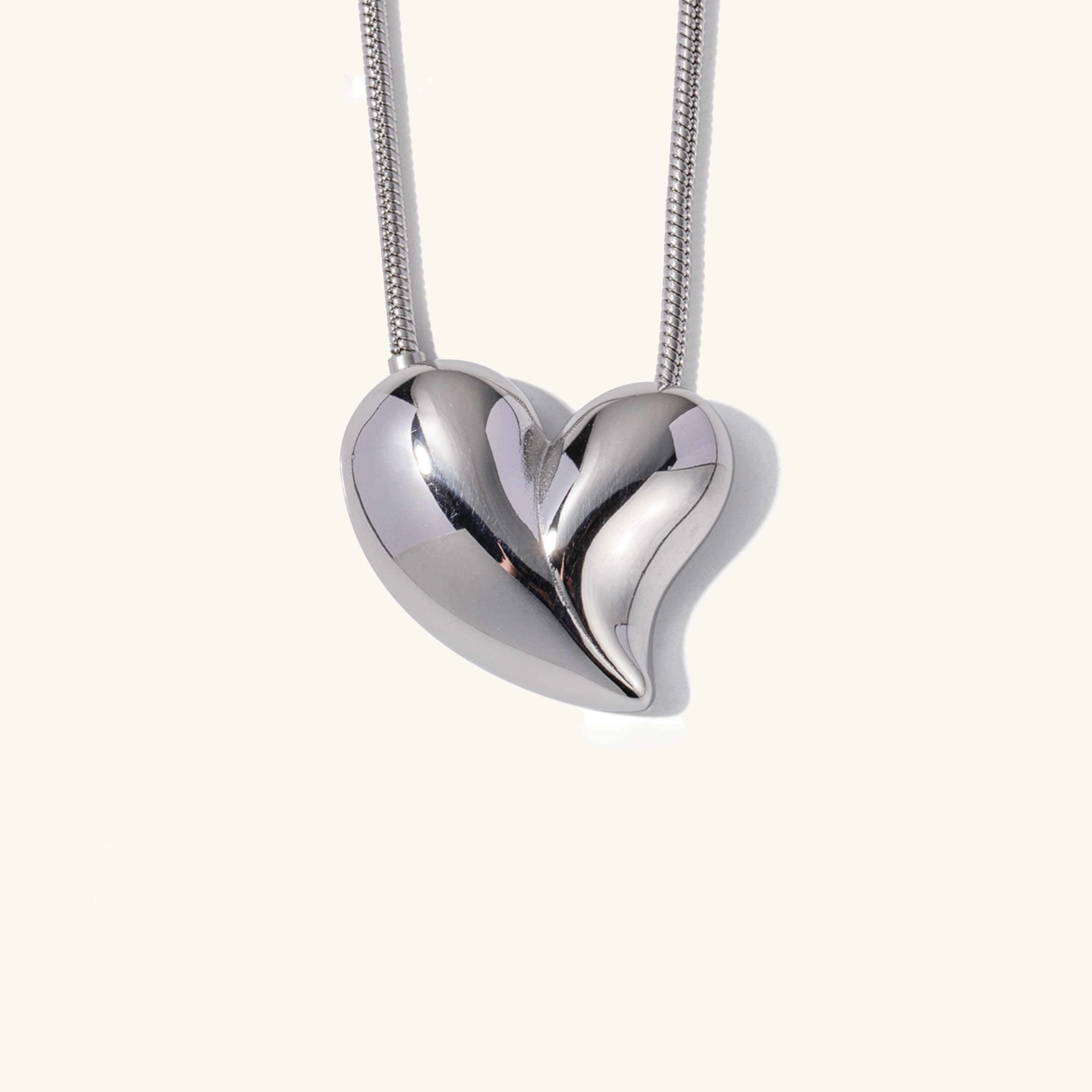 PURELY YOURS - DOROTHEA HEART NECKLACE