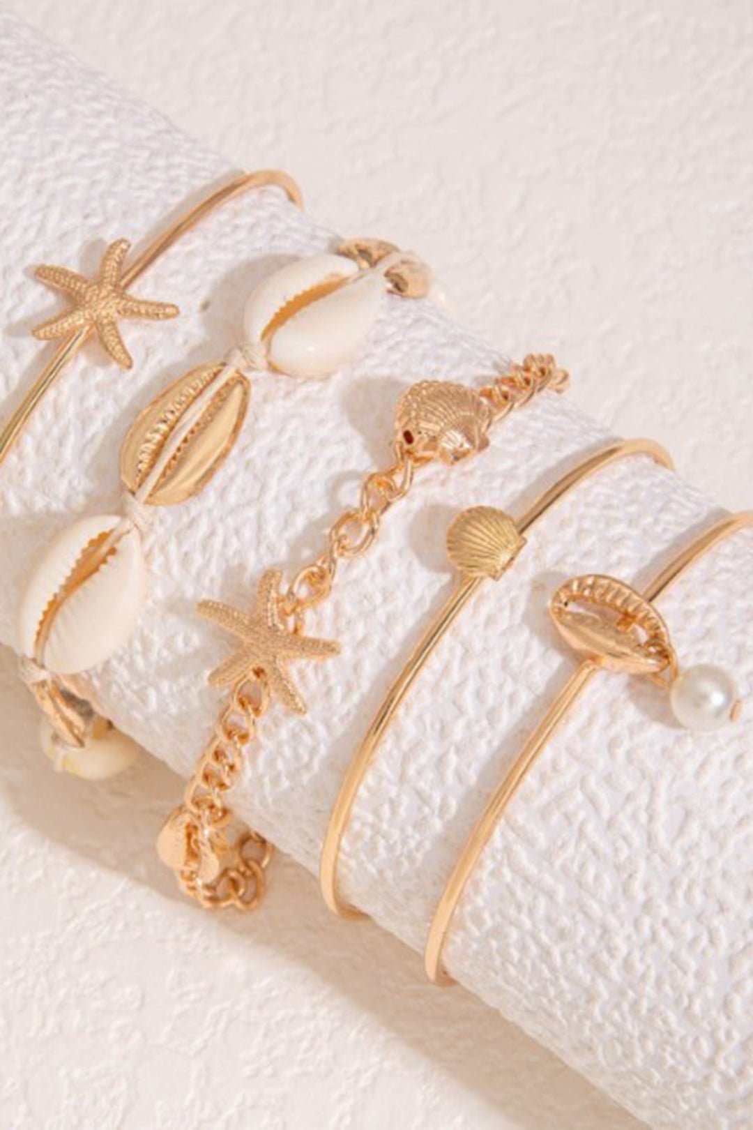 PURELY YOURS - BRACELET WITH SHELLS AND STARFISH