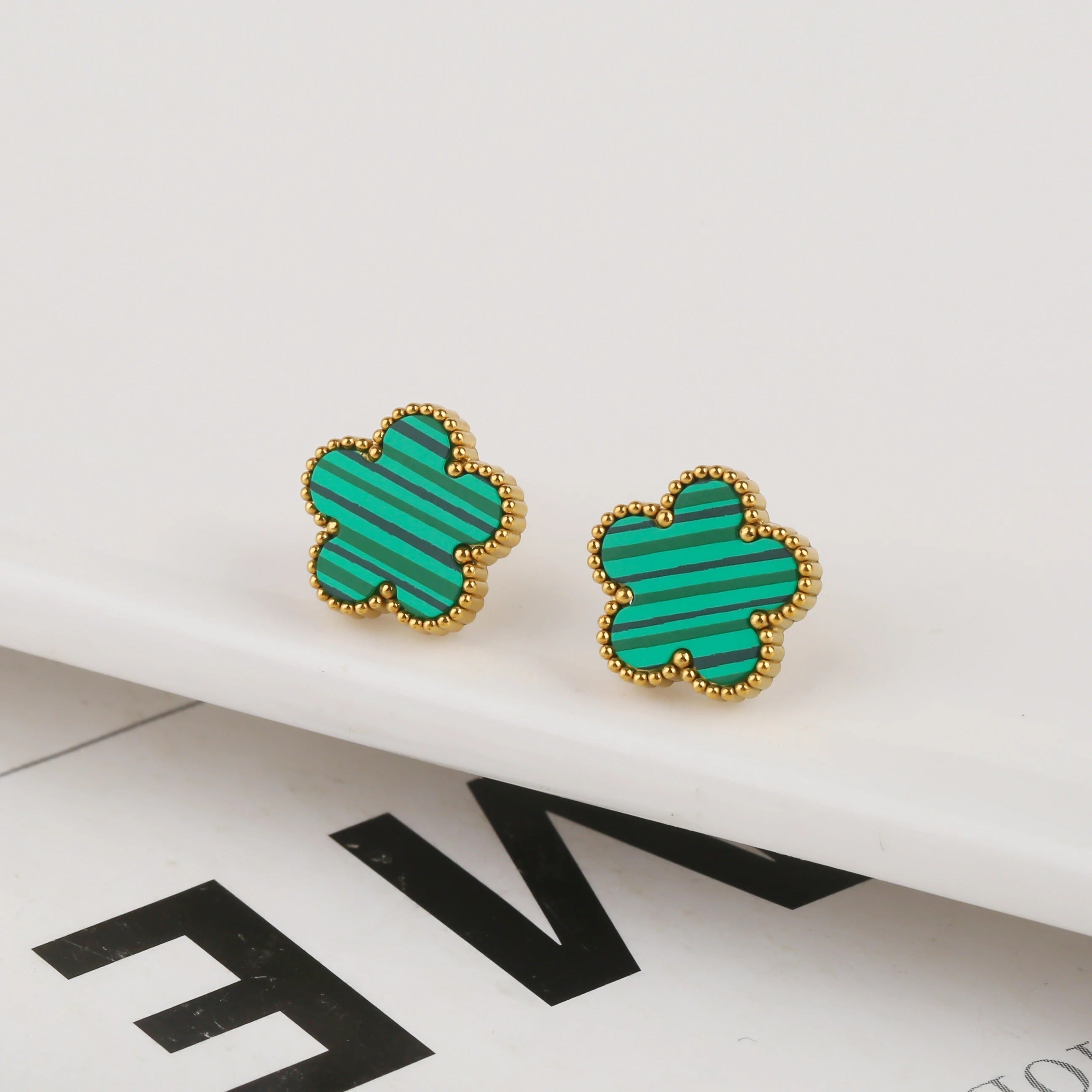 PURELY YOURS - CLOVER | GREEN EARRINGS